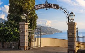 Hotel Sirius